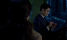 男明星抽烟被爆料视频播放,男明星抽烟视频曝光引发热议