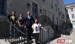 横店演员龙龙爆料事件视频,揭秘幕后的惊人真相