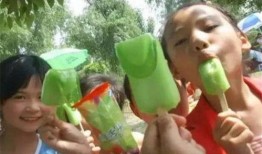 网红雪糕吃瓜事件视频,一场网络狂欢背后的真相揭秘