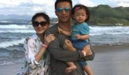 张兰爆料生二胎视频播放,视频播放引发网友热议