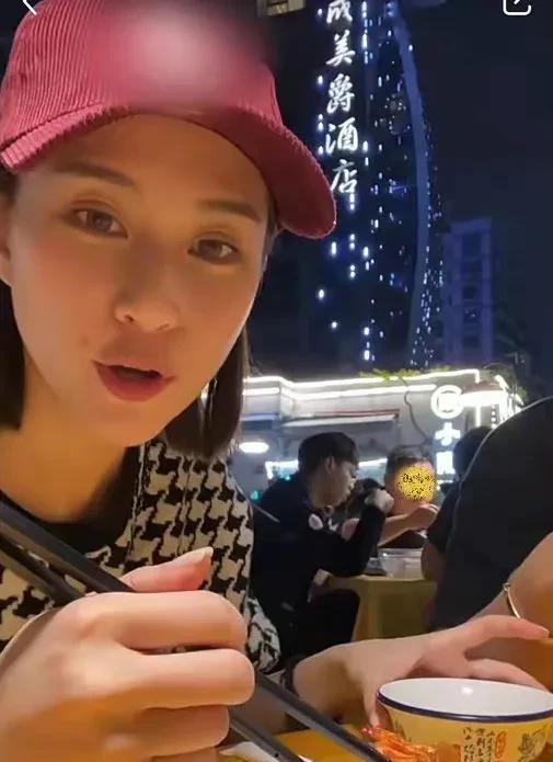 娱乐圈吃瓜溜溜梅是谁